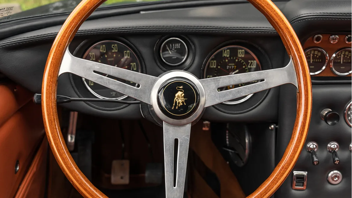 Lamborghini 400 GT 2+2